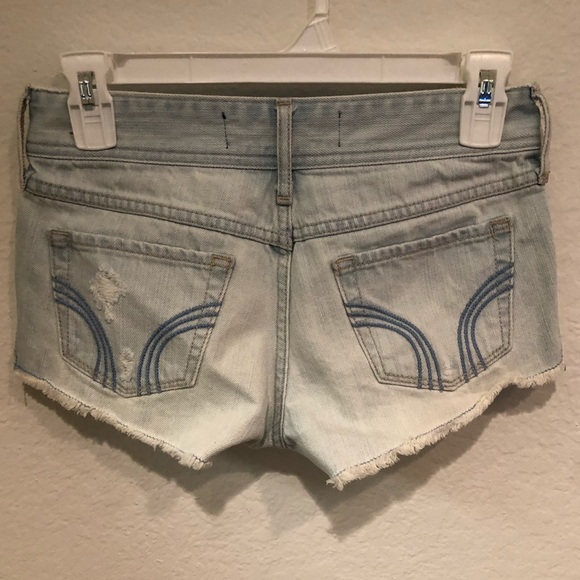 Hollister Jean Shorts With Lace Edges - Picture 3 of 4